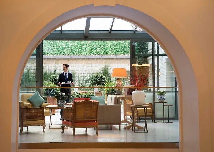 Hotel Le Littré à Paris